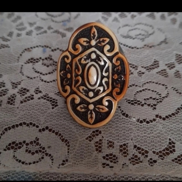 Embossed Statement Ring! - Picture 4 of 4